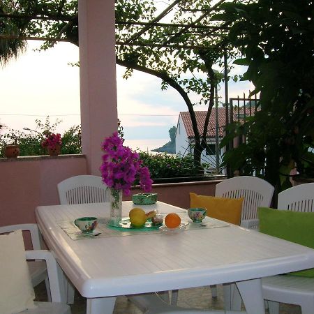 Comfortable Apartment In Maratea With Sea View 95 M² + Parking מראה חיצוני תמונה