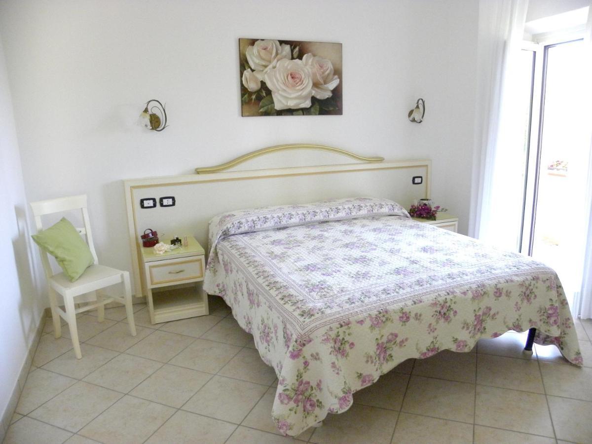 Comfortable Apartment In Maratea With Sea View 95 M² + Parking מראה חיצוני תמונה